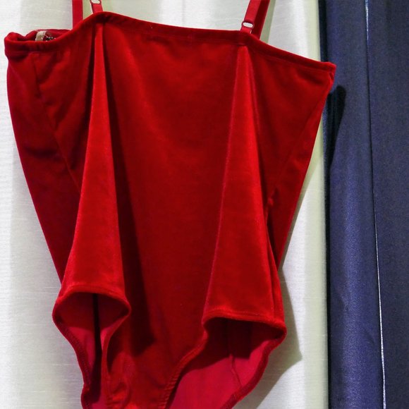 NWT BOZZOLO Red Velvet Pole Dancing Bodysuit SMALL - Picture 9 of 9
